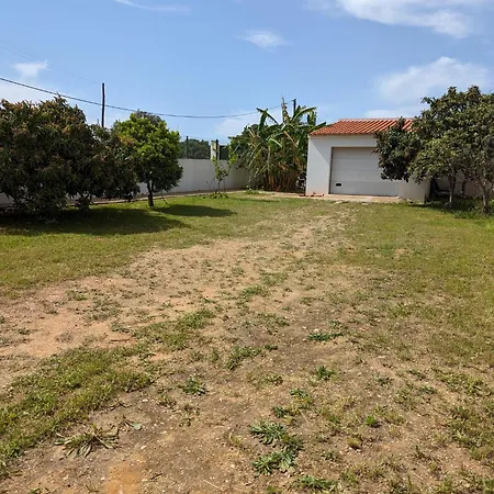 Дом отдыха Maison Bernarda Barbecue Aroeira (Algarve)