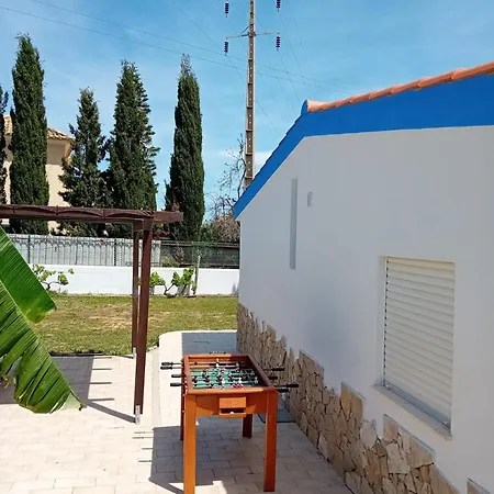 Maison Bernarda Barbecue Feriehus Aroeira (Algarve)